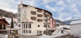 Hotel NEUE BURG Hotel NEUE BURG